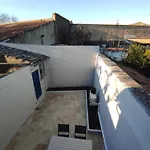 펜션 Le Petit Gaffier, Maison Au Pied De La Cite, Avec 2 Et Belle Cour Sans Vis A Vis