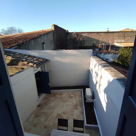 Nyaraló Le Gaffier, Maison Au Pied De La Cite, Climatisation, 2 Et Belle Cour Sans Vis A Vis *