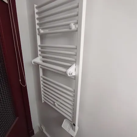 Nyaraló Le Gaffier, Maison Au Pied De La Cite, Climatisation, 2 Et Belle Cour Sans Vis A Vis Carcassone