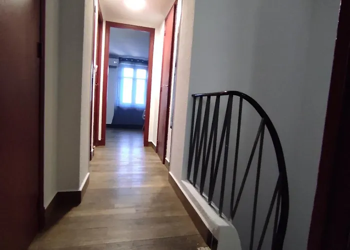 Le Petit Gaffier, Maison Au Pied De La Cité, Avec 2 Et Belle Cour Sans Vis à Vis Casa de Férias
