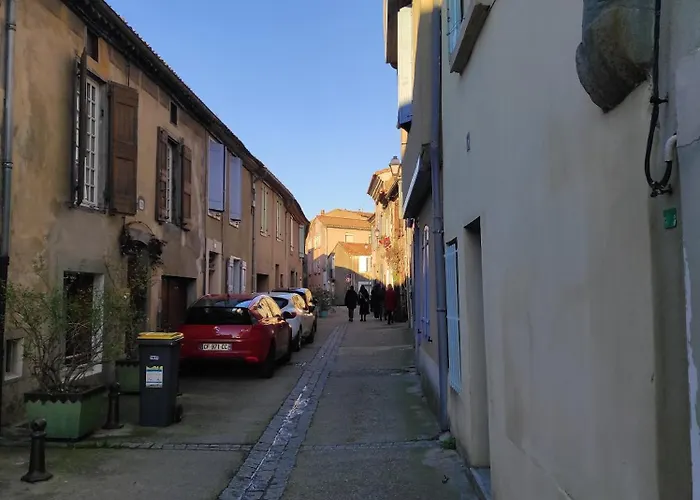 Casa de Férias Le Petit Gaffier, Maison Au Pied De La Cité, Avec 2 Et Belle Cour Sans Vis à Vis *